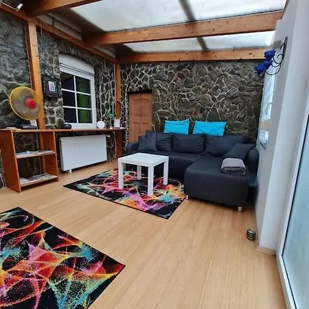Apartment In Ko-pfaffendorf Nahe Dem Rhein *